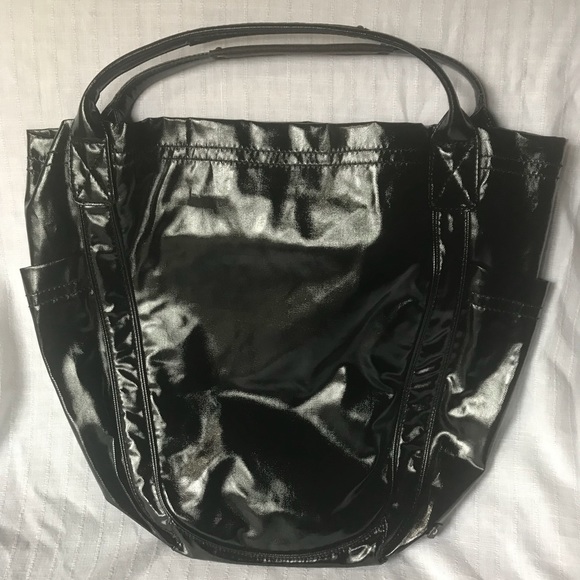 GAP Handbags - GAP vegan black XXL tote. NWT. GAP Handbags - GAP vegan black XXL tote. NWT.